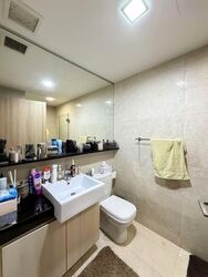 Waterfront Gold (D16), Condominium #579203941